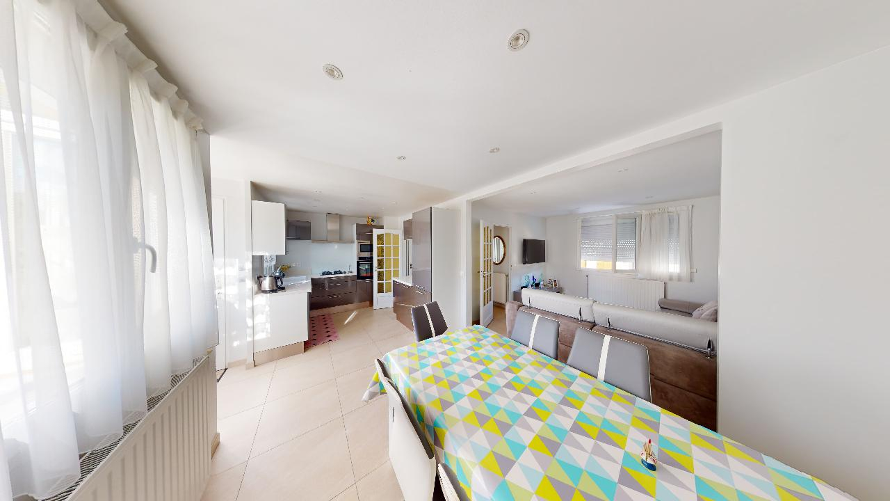 Maison 3 chambres + bureau sans travaux