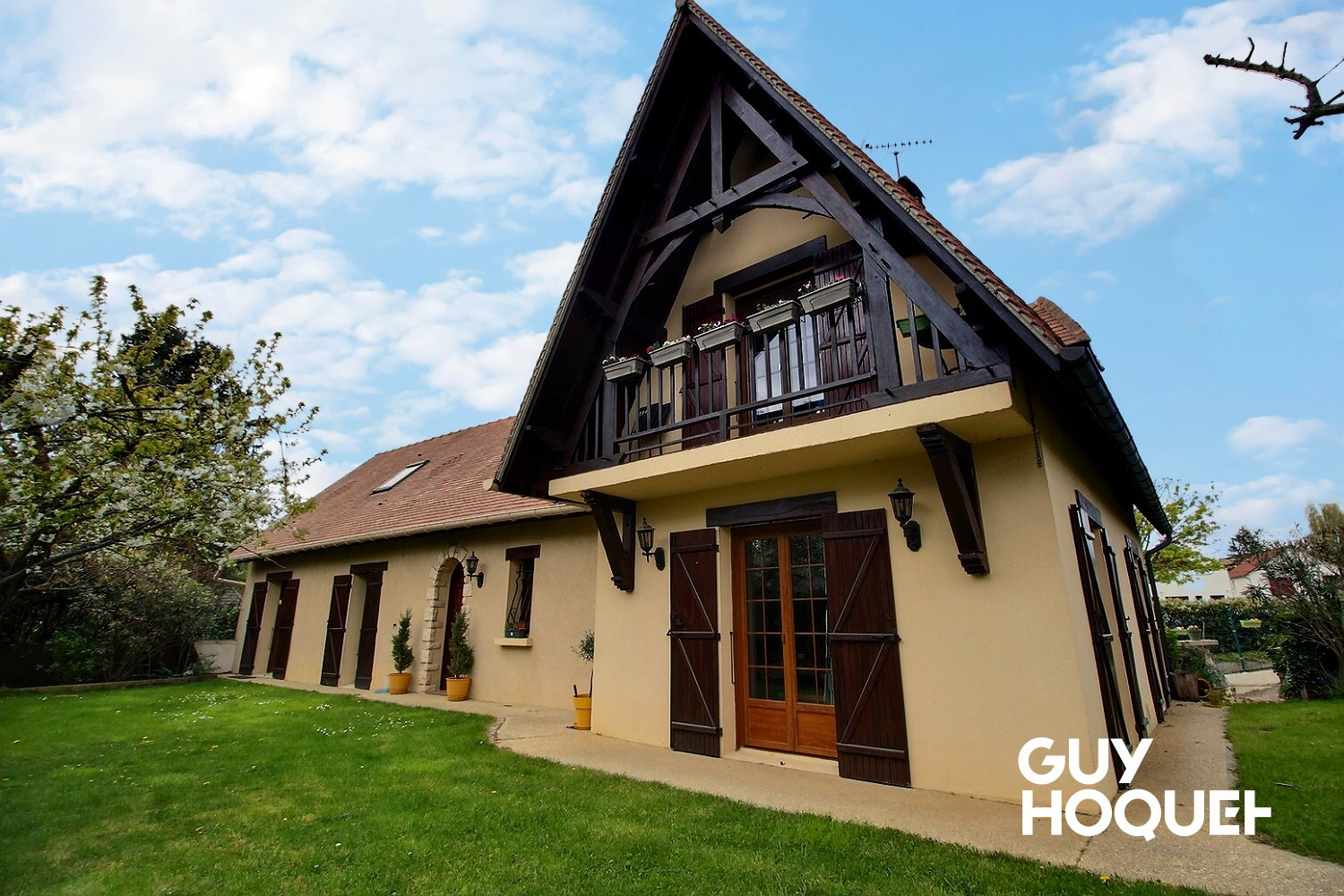 Maison Viry Chatillon 7 pièce(s) 146,31 m2