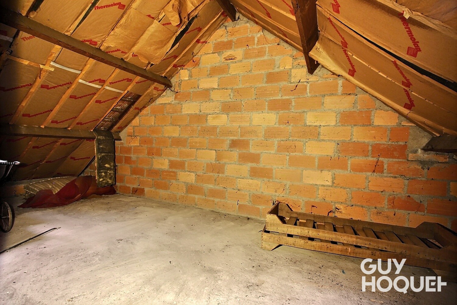 Maison à fort potentiel - secteur Port-Aviation