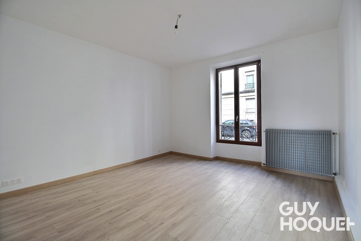Appartement Viry Chatillon 2 pièce(s) 33 m2