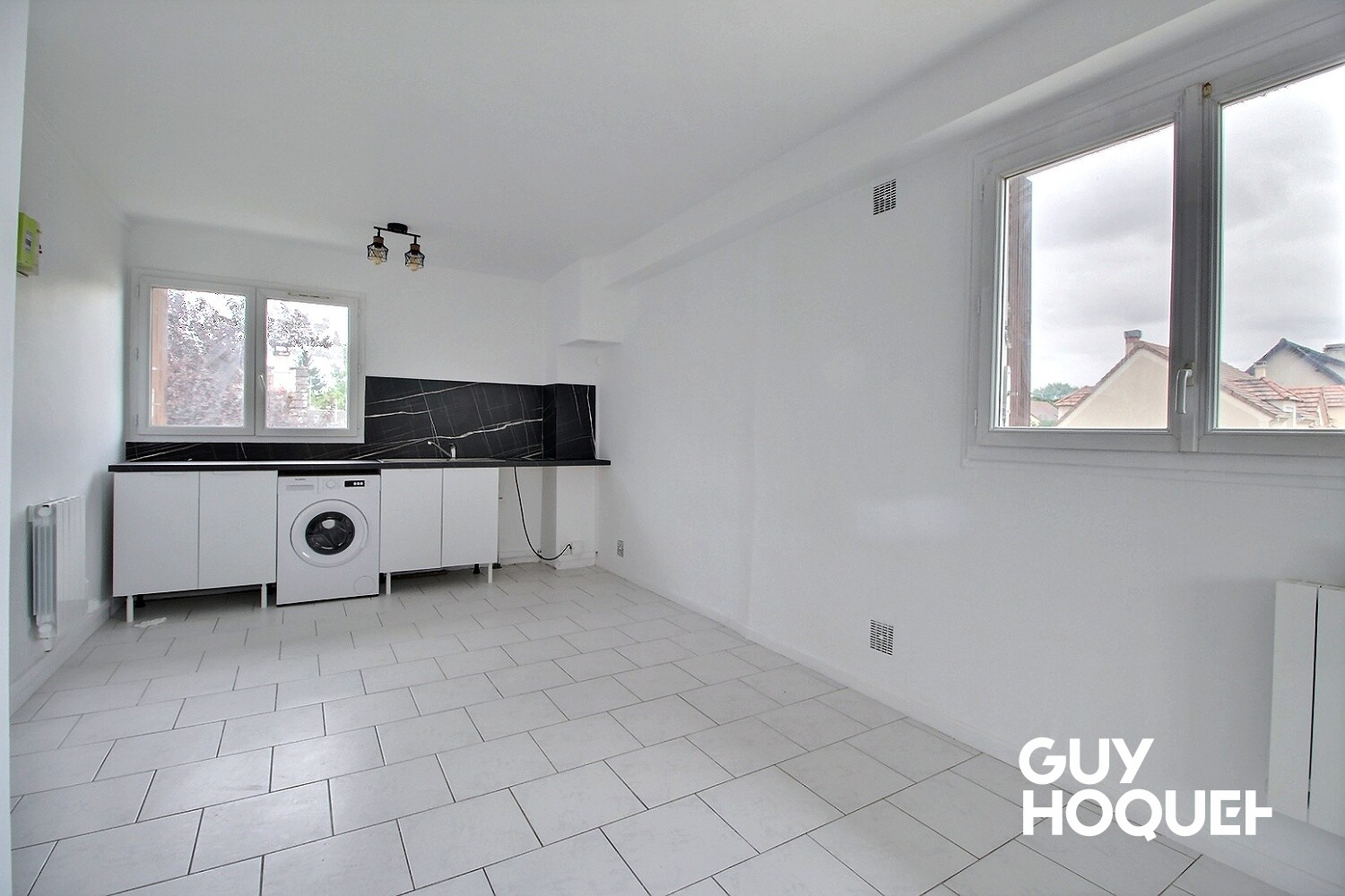 Appartement 2 pièces rénové - Parking & Cave - Viry-Chatillon