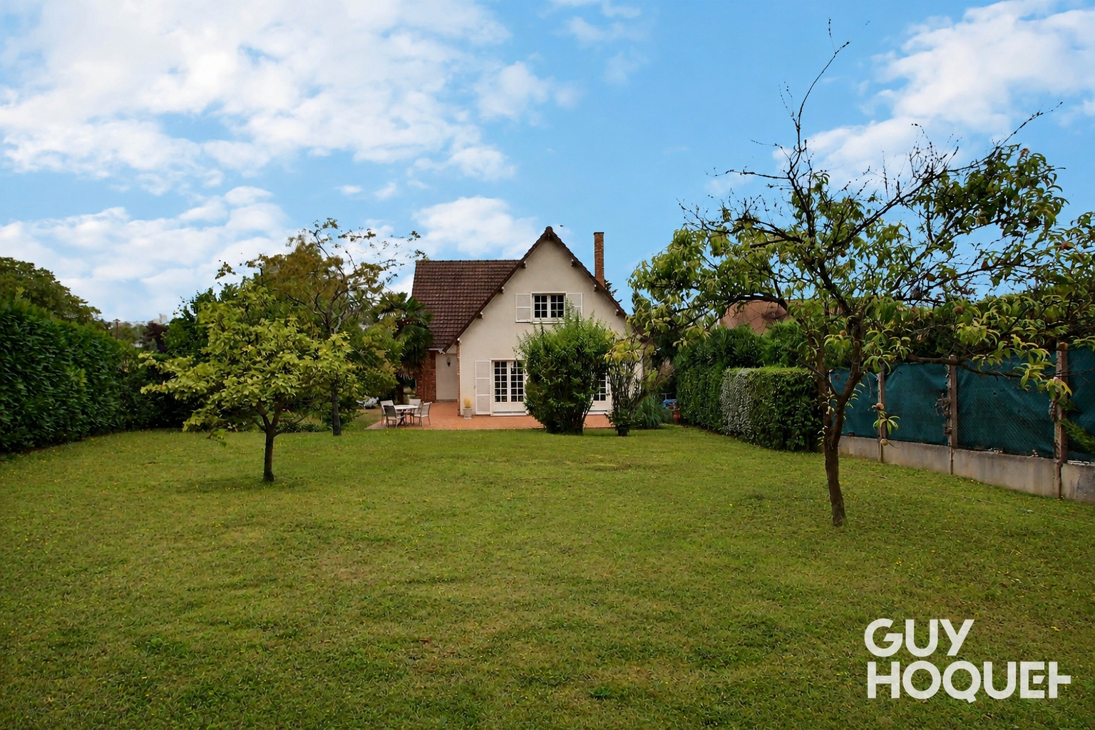 Belle maison familiale de 154 m² sur un terrain arboré de 1 314 m²