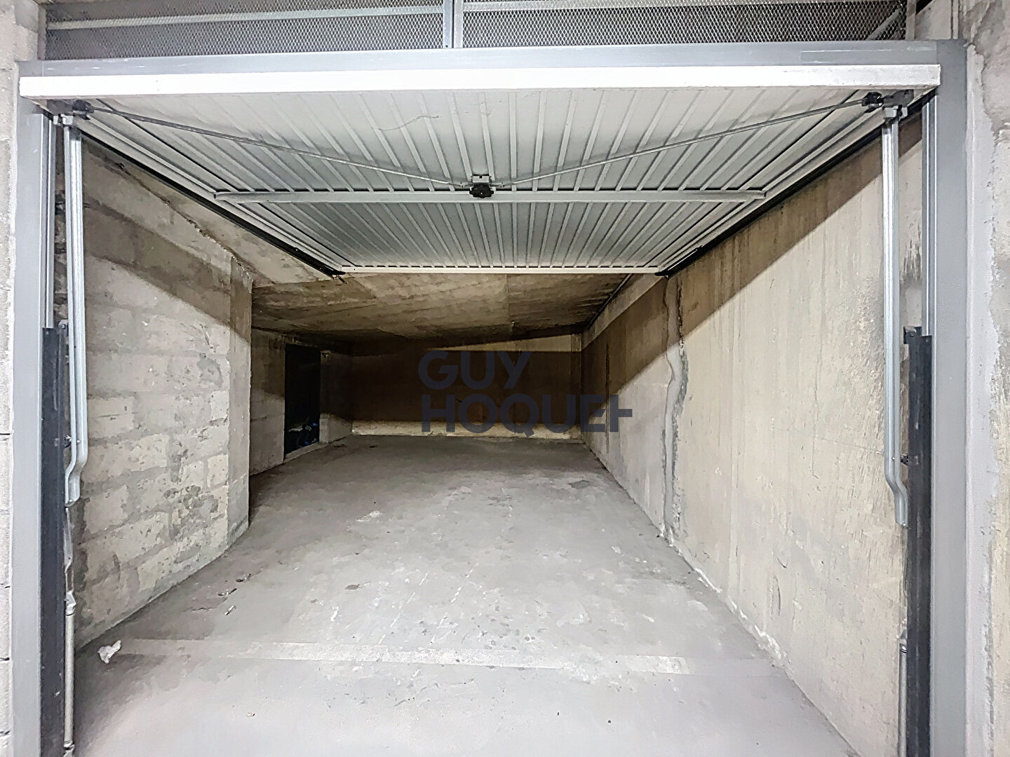 Parking / box Choisy Le Roi 24 m2