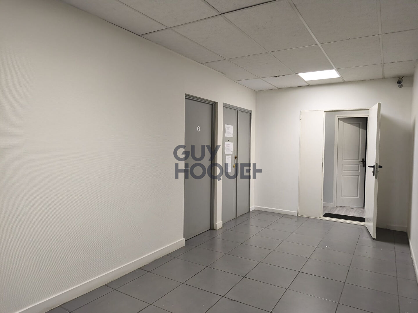 Bureaux Vitry Sur Seine 3 pièce(s) 73 m2