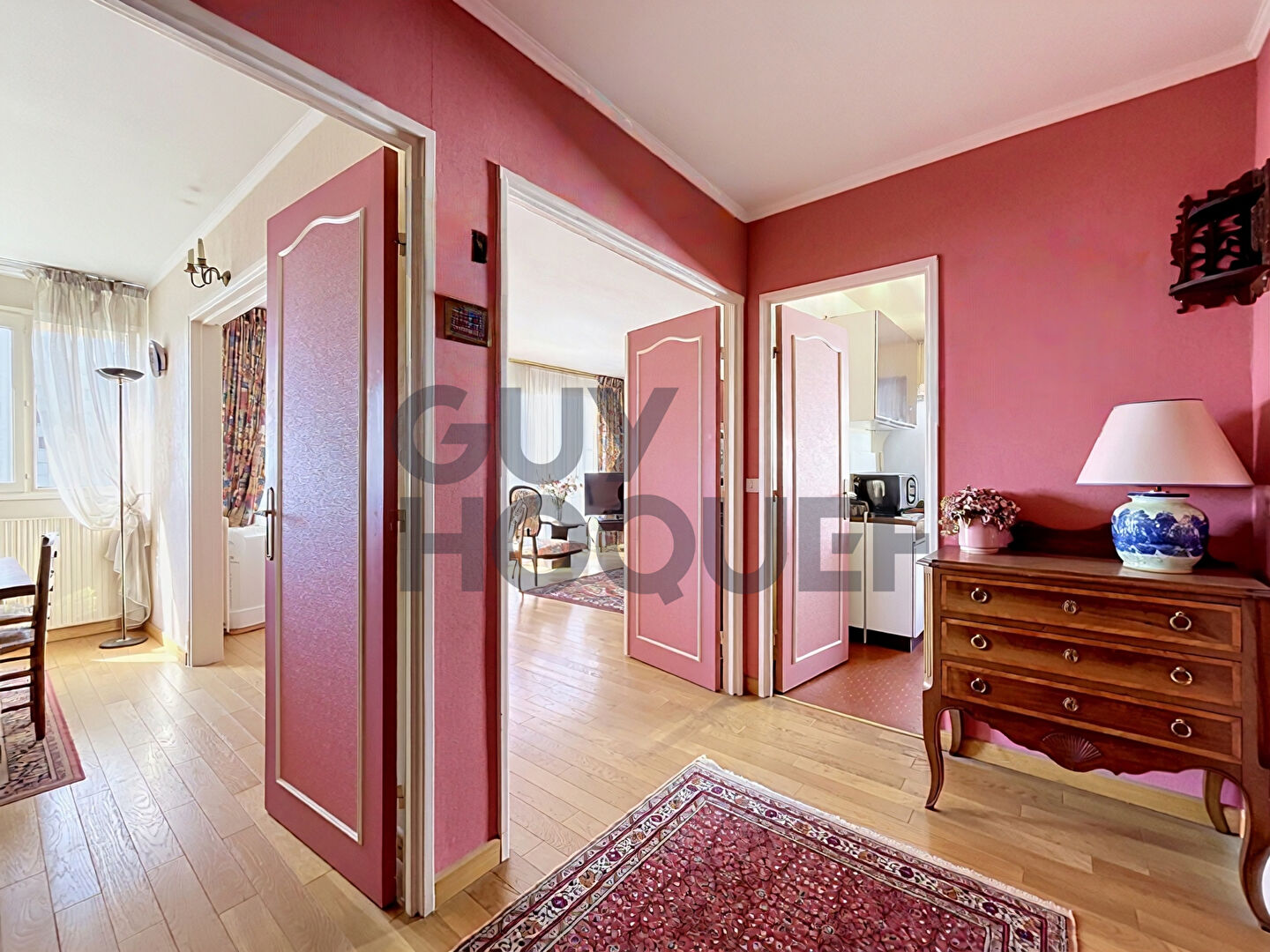 Appartement  5 pièce(s) 105 m2 - 4 chambres - Parking - Cave