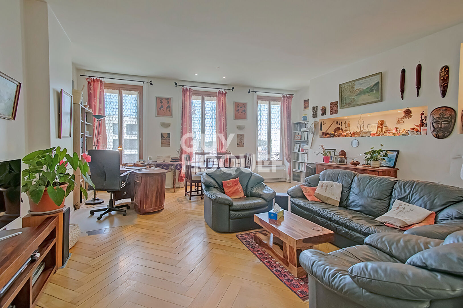 Appartement Sathonay Camp  3 pièce(s) 95m²