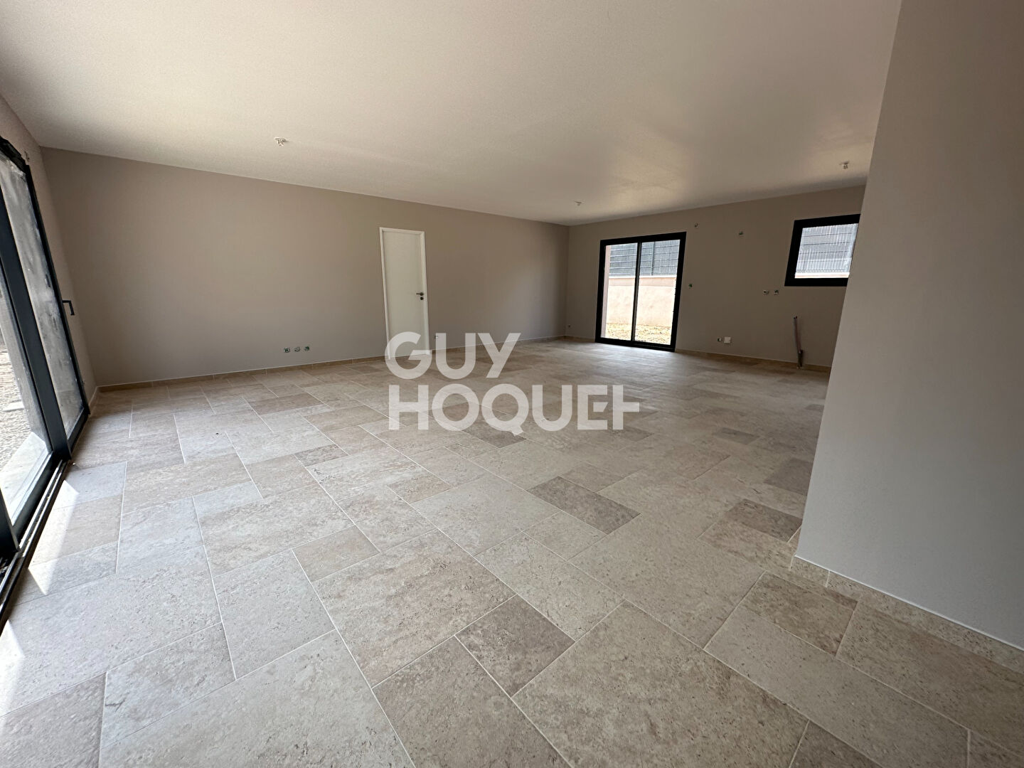 CHARLY : maison 5 pièces (145 m²) en vente