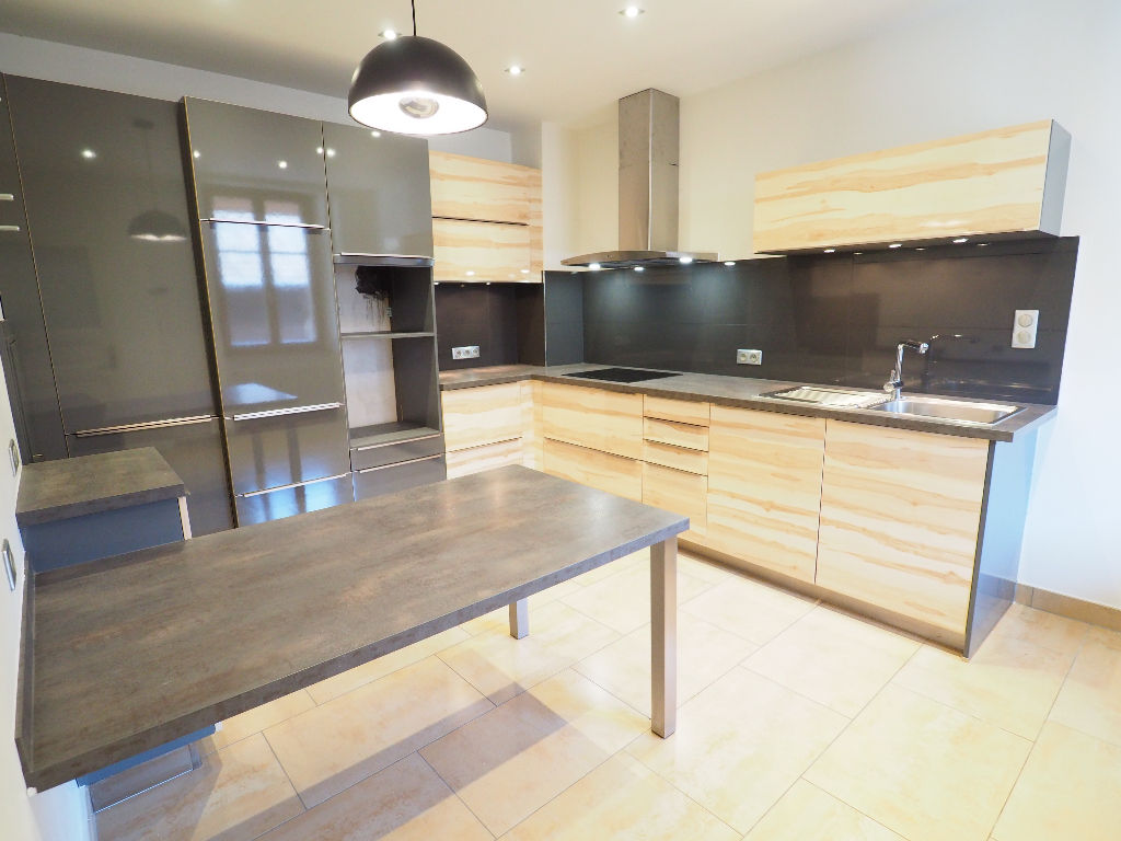 À louer, maison de village d'une surface habitable de 134 m², 4 pièces à SOULTZMATT (68570).