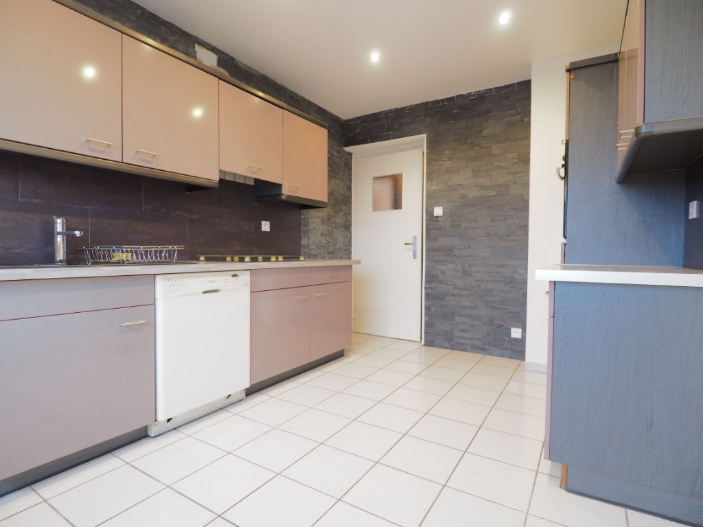 Appartement 2 pièces de 61 m² à vendre à WITTENHEIM (68270).