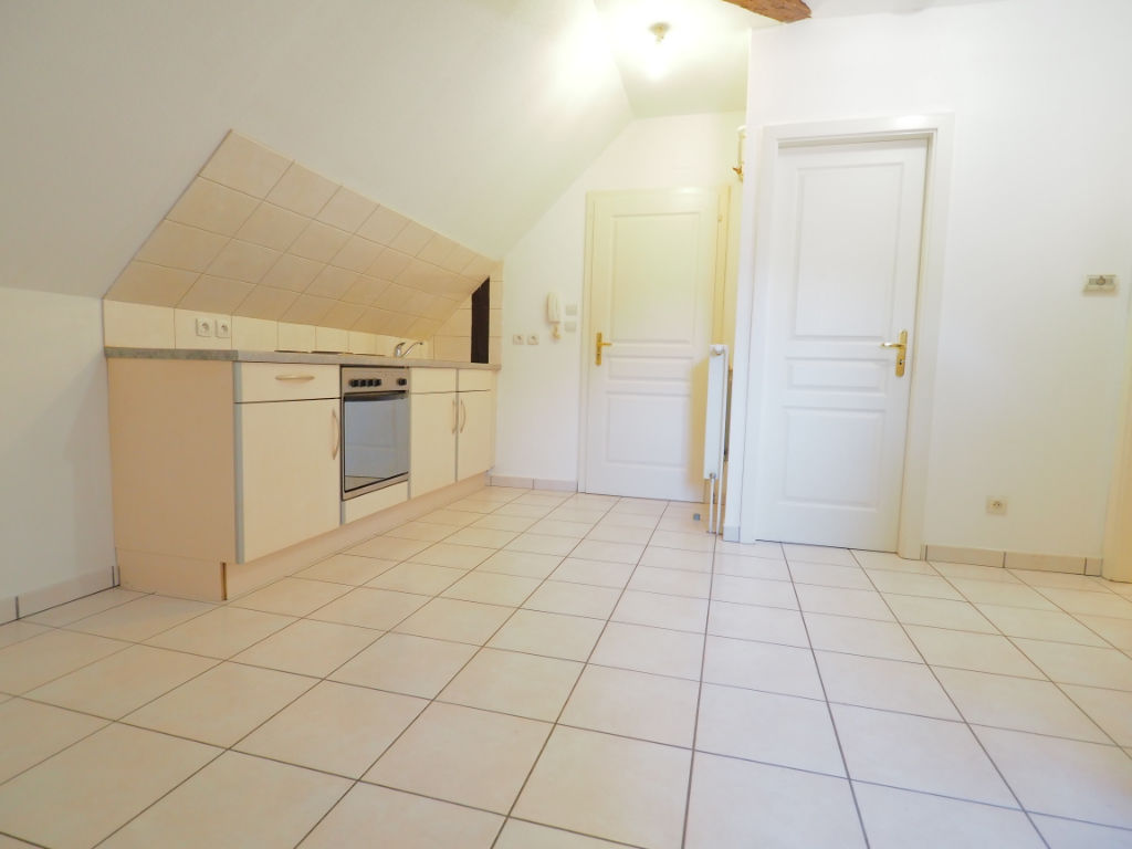 À louer, appartement d'une surface habitable de 22,4 m², 2 pièces à LAUTENBACH (68610).
