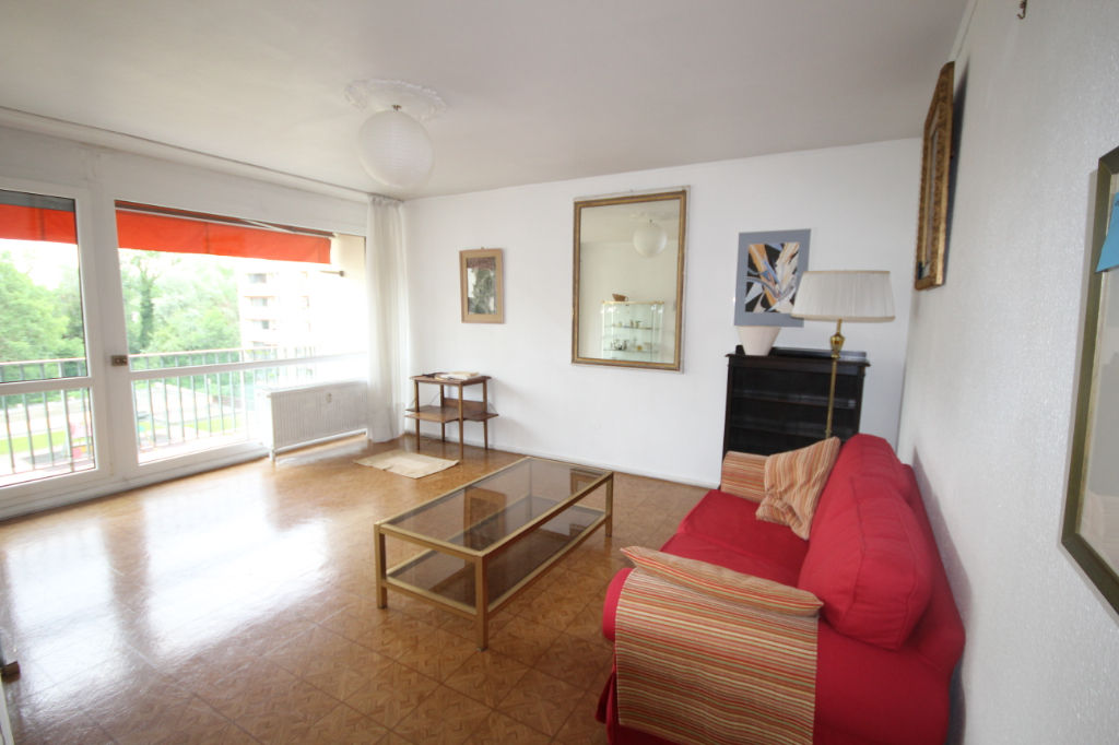 Appartement 4 pièces d'une surface habitable de 84,92 m² à vendre à ILLKIRCH-GRAFFENSTADEN (67400).