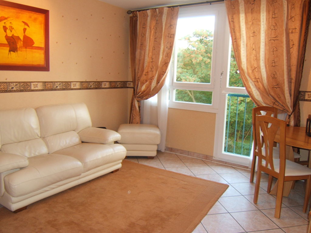 4P refait à neuf sans vis à vis