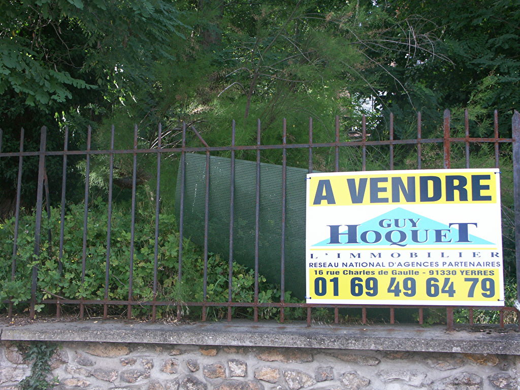 Terrain à bâtir dans quartier recherché