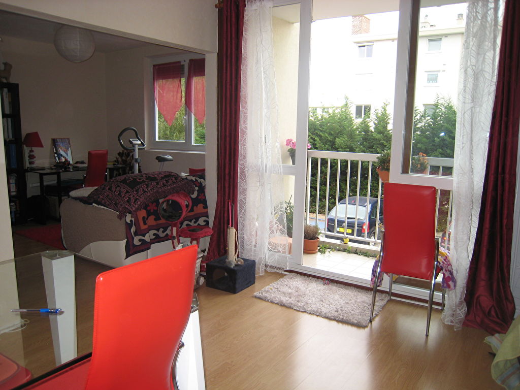 3 p avec balcon plein sud