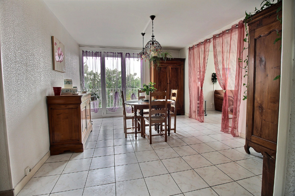 Appartement Villenave  D'Ornon 5 pièce(s) 84.22 m2