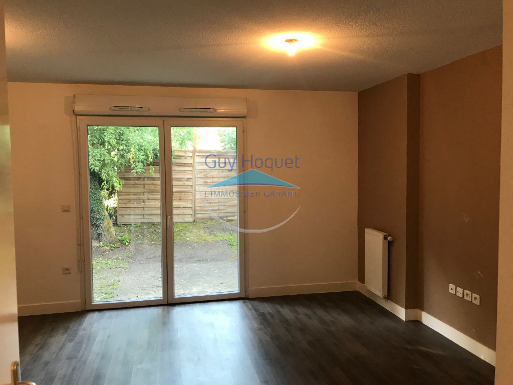 Appartement 3 pièces  + jardin à louer à VILLENAVE D ORNON