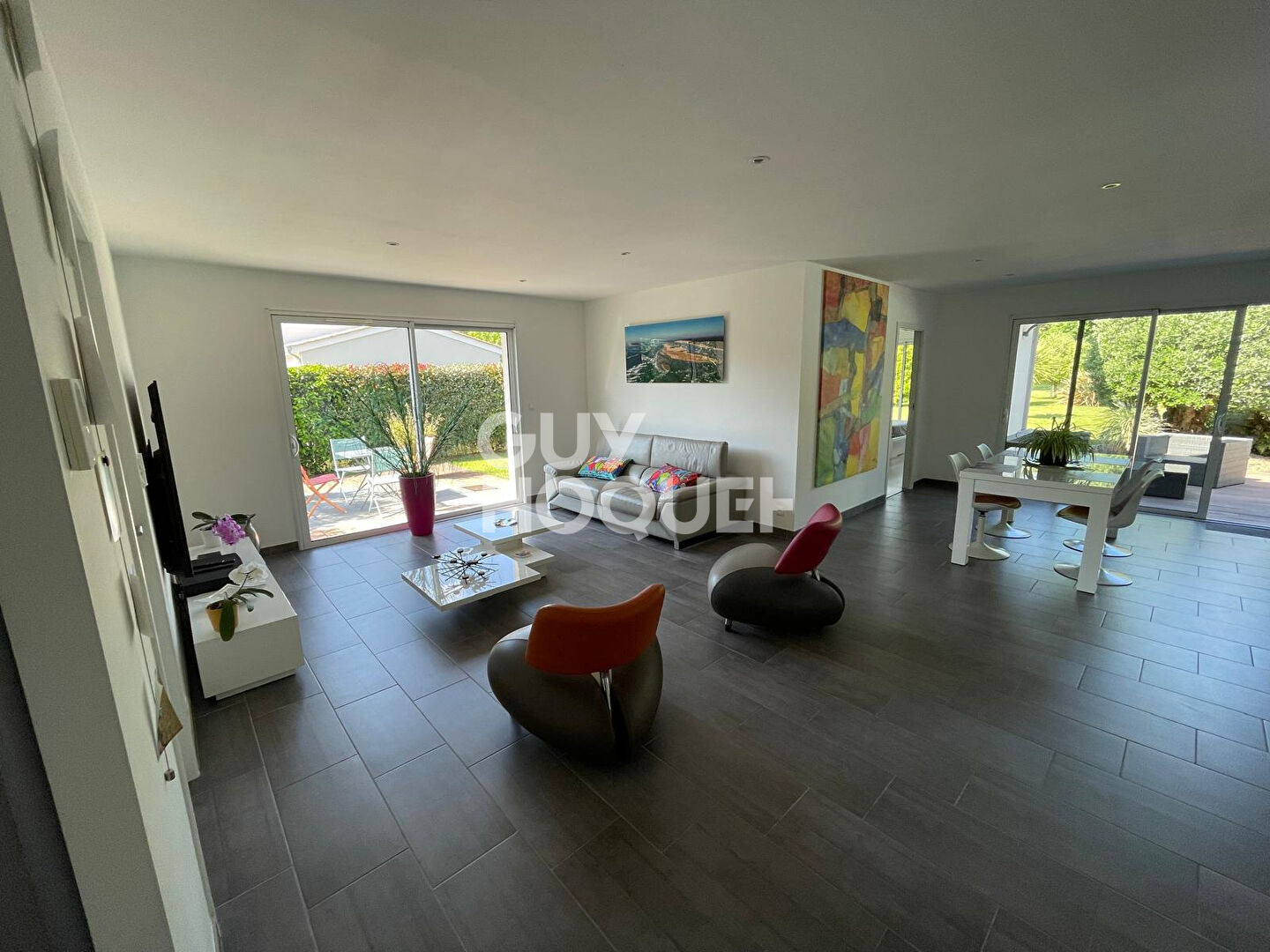 Maison d'exception à vendre à Saucats - Grand standing et confort moderne !