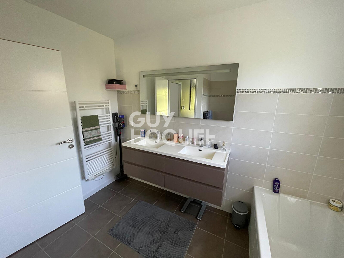 Maison d'exception à vendre à Saucats - Grand standing et confort moderne !