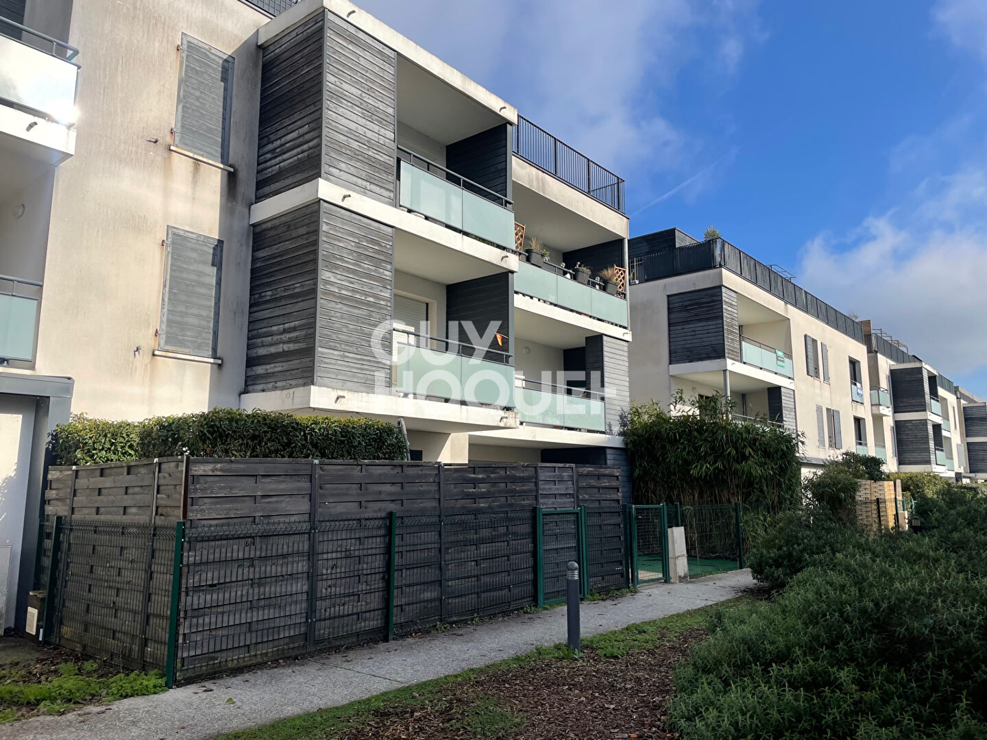 T2 + JARDIN  DANS UNE RESIDENCE RECENTE EXCLUSIVITE