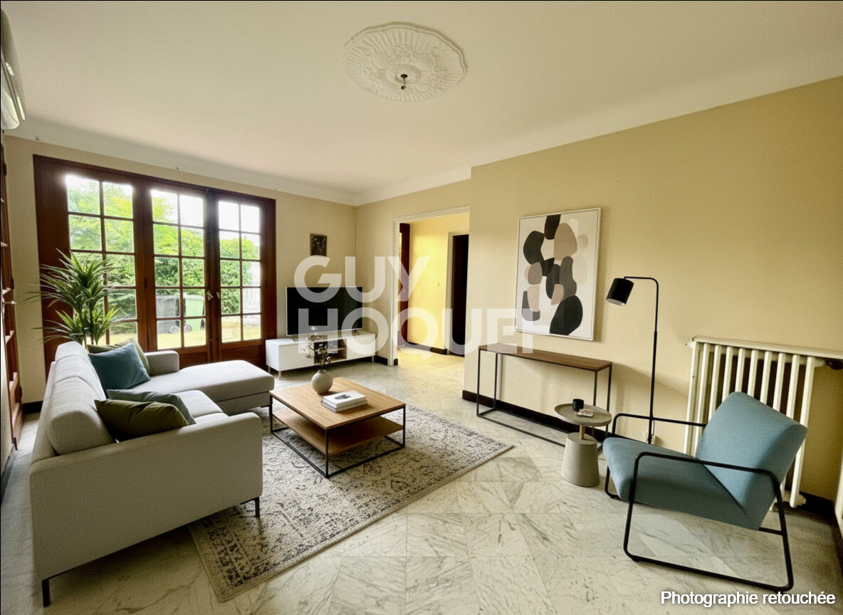 À vendre  Maison saine et fonctionnelle à Bègles, au calme