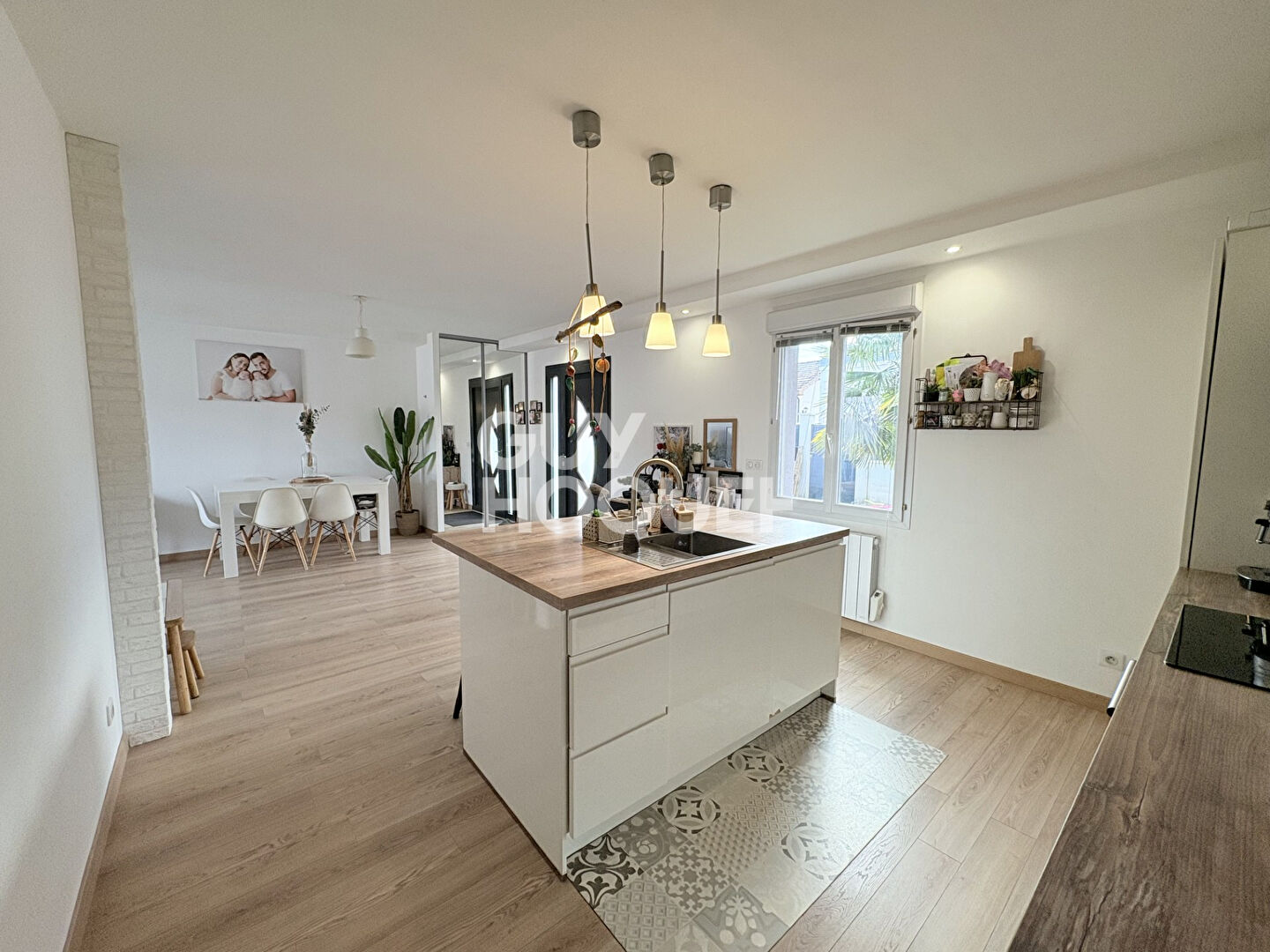 EXCLUSIVITE INTA ROCADE ST BRIS T5