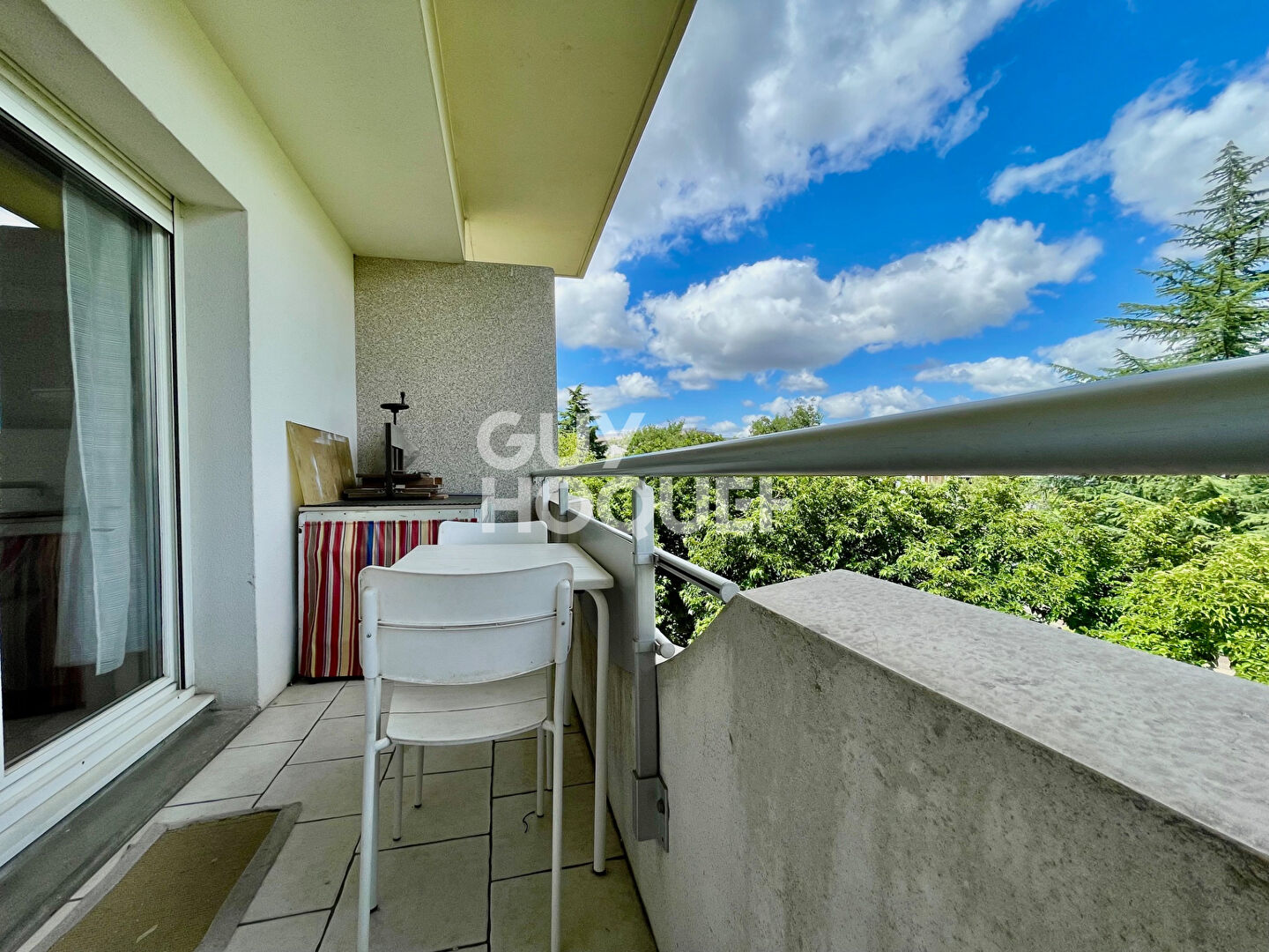 À VENDRE T3 DERNIER ÉTAGE AVEC BALCON  GRADIGNAN