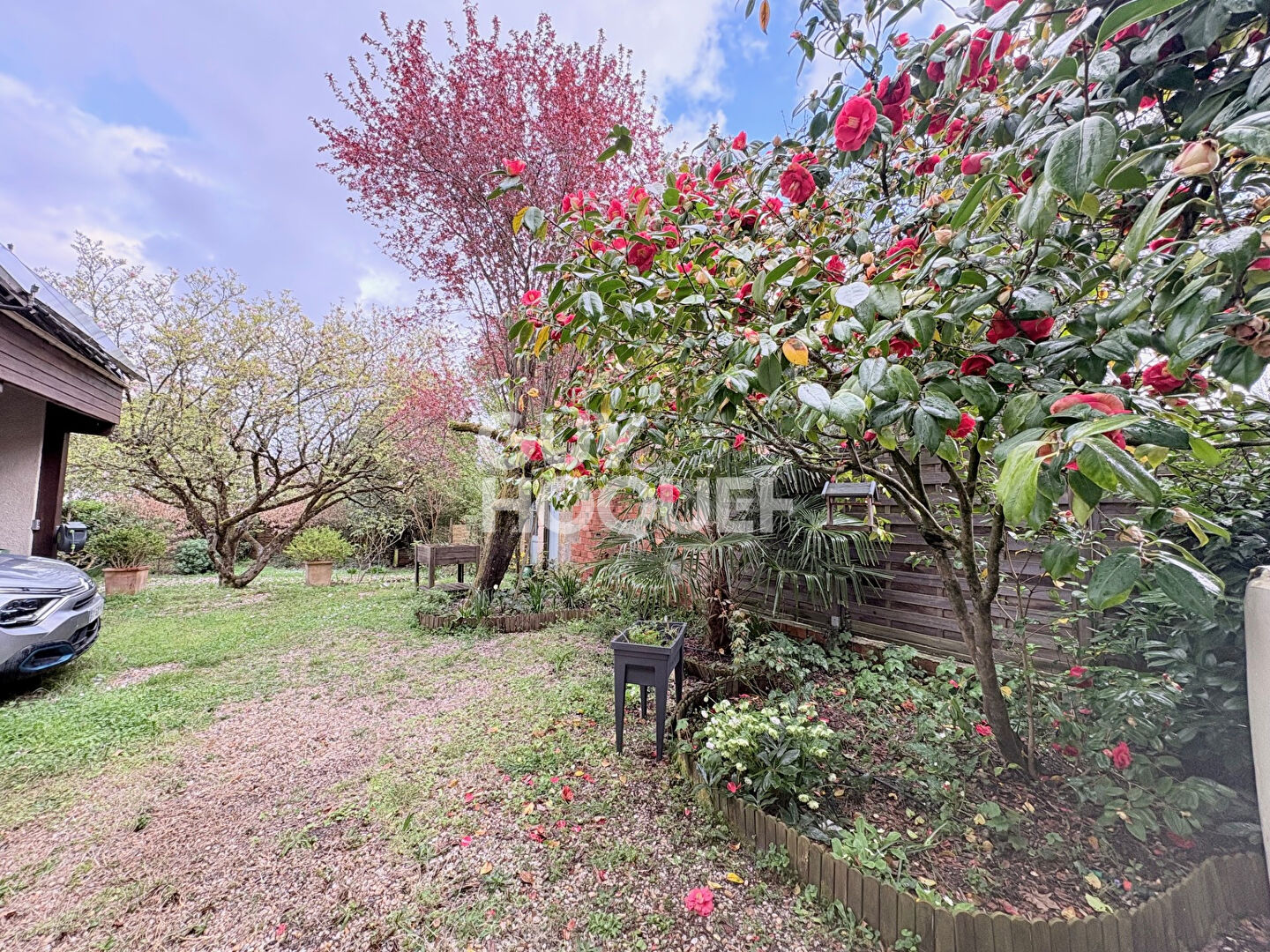 Ensemble immobilier en pierre de 4 lots barrière de Toulouse