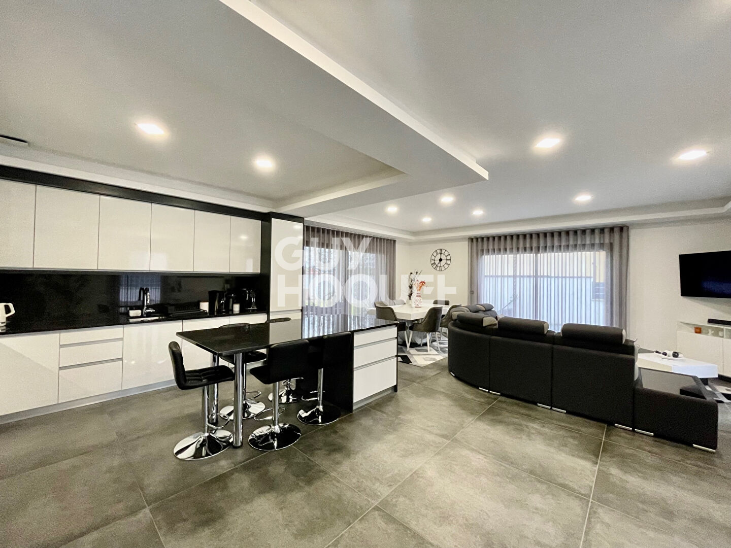 EXCLUSIVITE MAISON DE PLAIN-PIED NON MITOYENNE DE 2020 CONTEMPORAINE