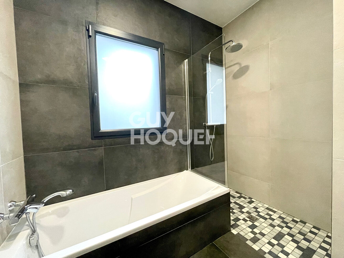 EXCLUSIVITE MAISON DE PLAIN-PIED NON MITOYENNE DE 2020 CONTEMPORAINE