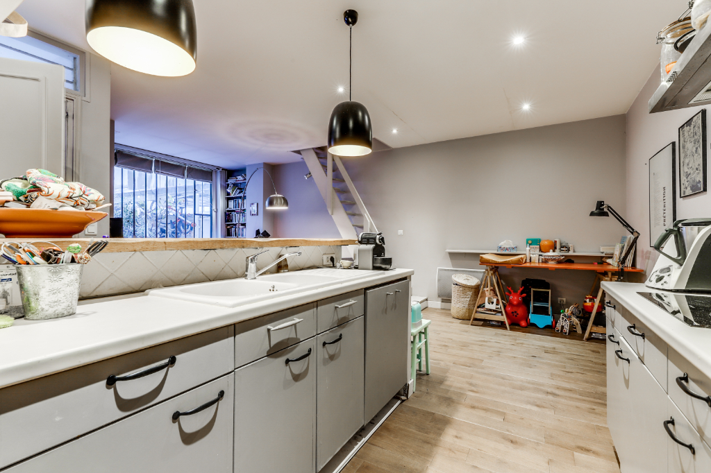 Vente Appartement de 2 pièces 54 m² - PARIS 75011 | 20ème APPART PYRÉNÉES - AR photo3