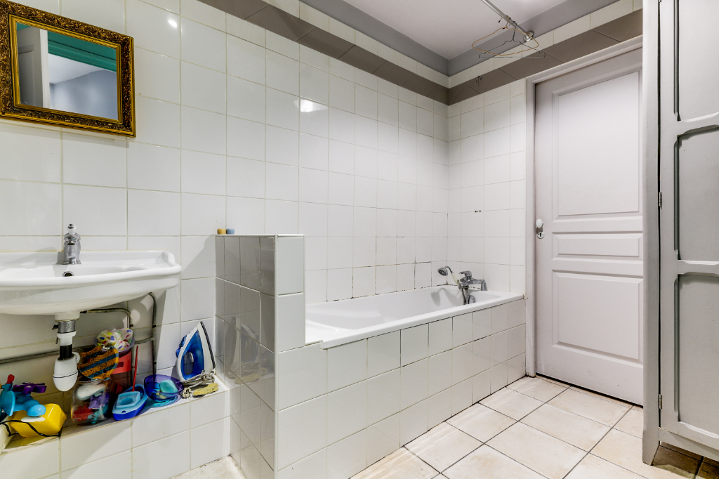 Vente Appartement de 2 pièces 54 m² - PARIS 75011 | 20ème APPART PYRÉNÉES - AR photo6
