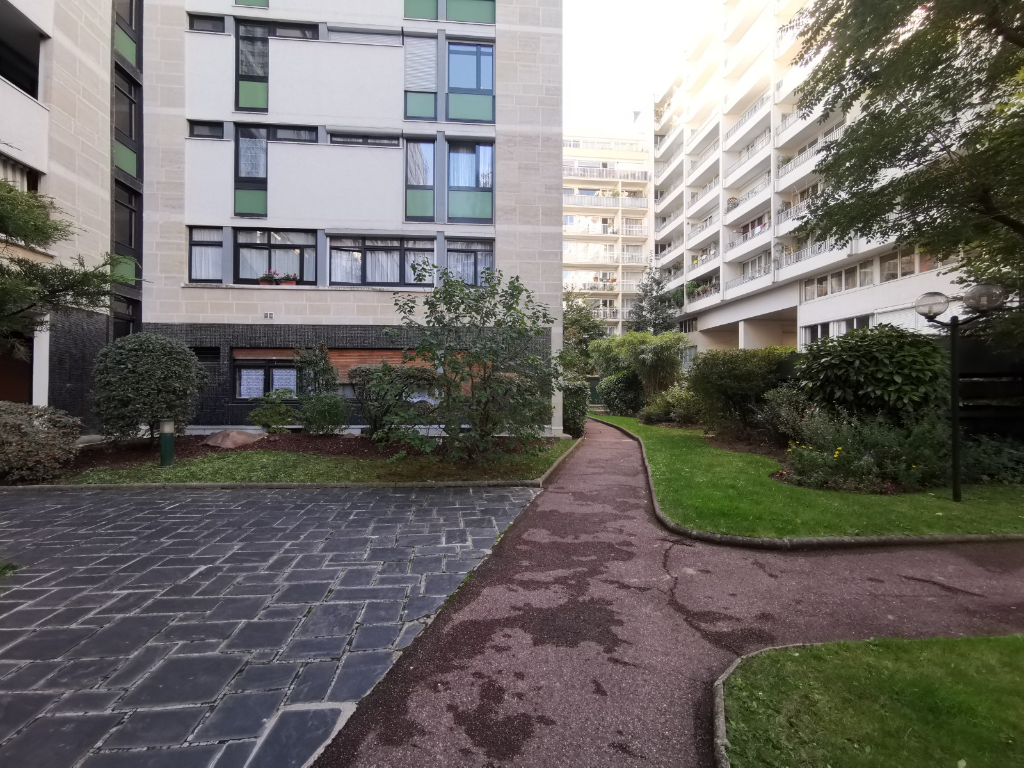 Vente Appartement de 5 pièces 92 m² - PARIS 75020 | 20ème APPART PYRÉNÉES - AR photo5