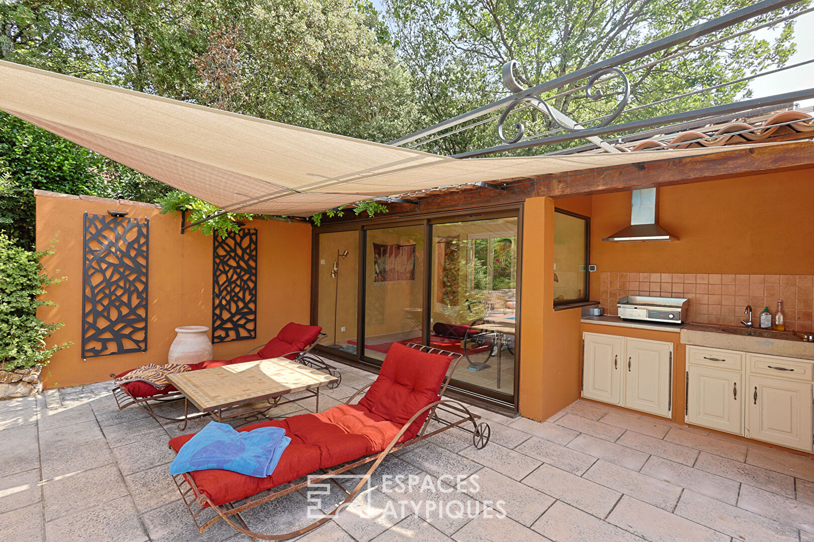 Photo Villa au coeur de la campagne provençale image 3/6