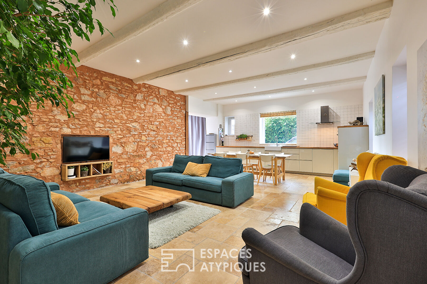 Photo Maison fin 19e superbement rénovée avec sa piscine image 5/6