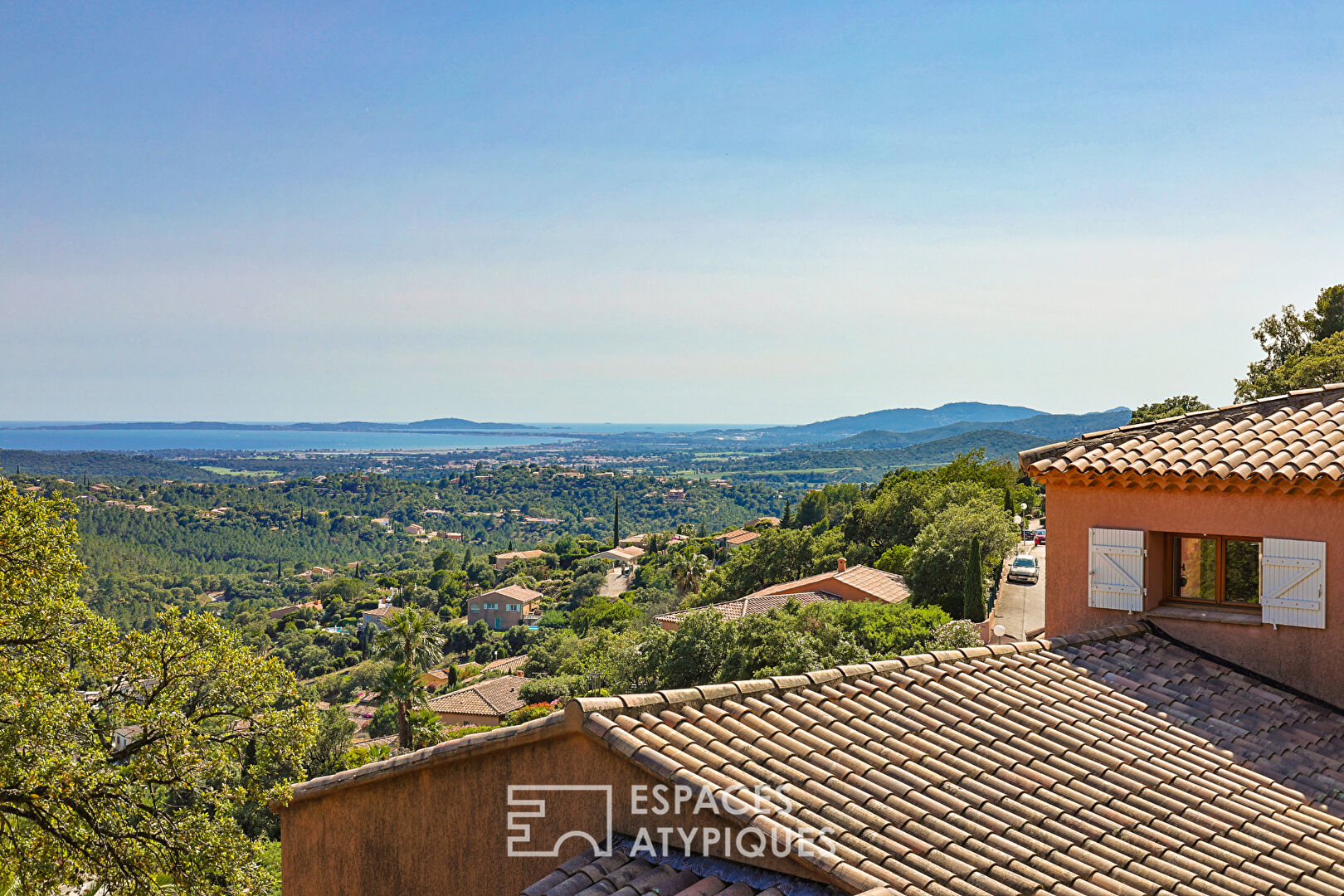 Photo Villa provençale de caractère avec superbe vue mer image 5/5
