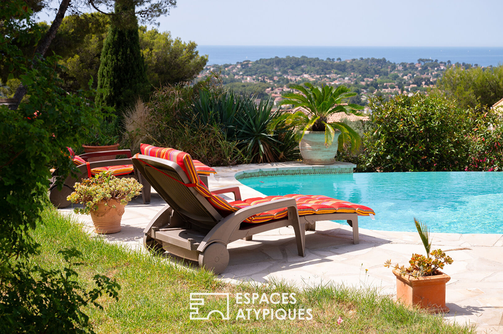 Photo Maison d'architecte vue mer image 2/6