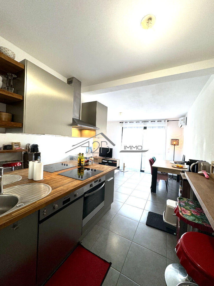 Photo Appartement T2 - 42m2 - Terrasse Vue Mer image 3/6