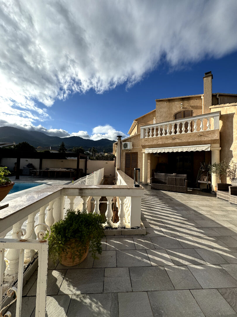 Villa Furiani 10 pièce(s) 275.20 m2