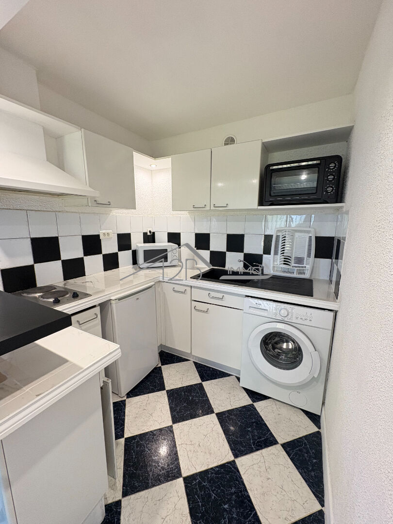 Photo Grand studio - BASTIA SUD image 3/5