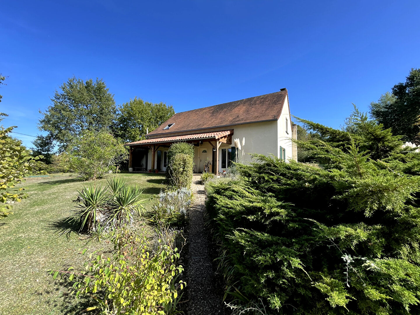 Maison Sanilhac 160m2, 3 chambres,  piscine