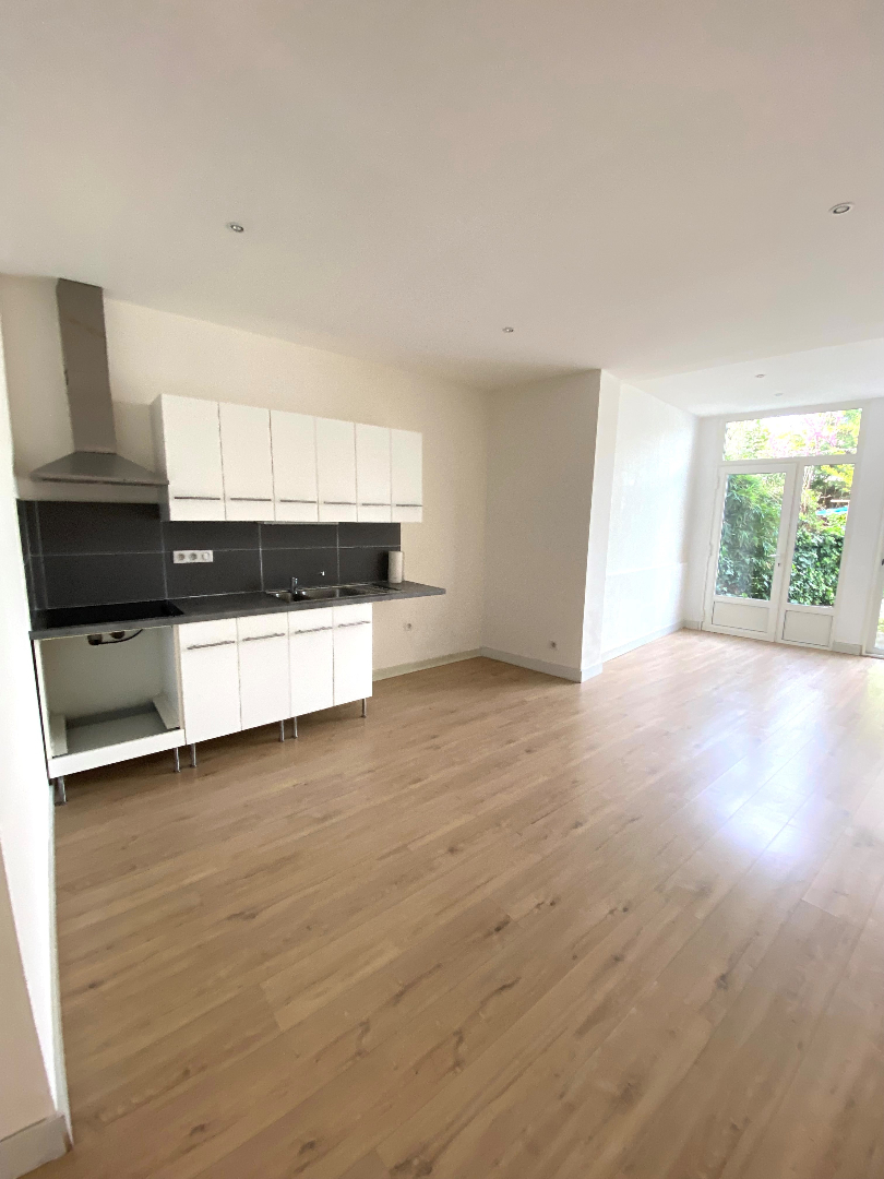 Agence immobilière de CABINET GIRONDIN Bordeaux - Saint Augustin - CABINET GIRONDIN