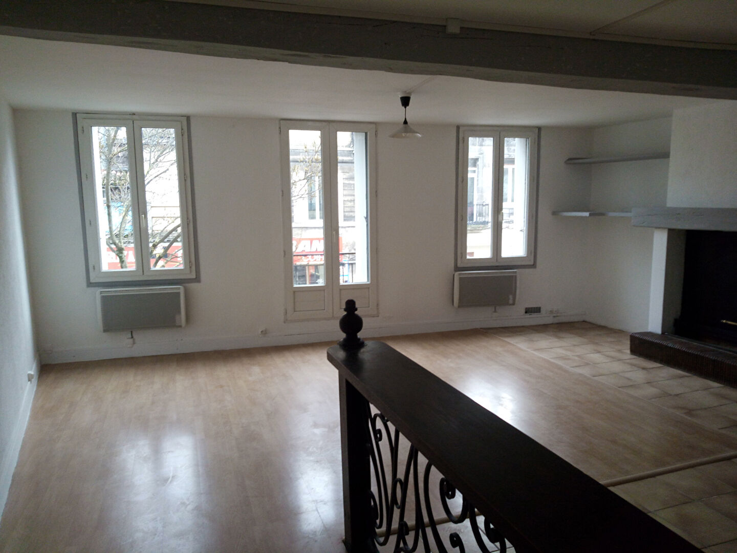 Photo Cours de la Marne Immeuble en pierre 220 m2 Bordeaux image 2/4