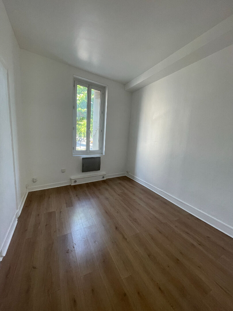 Photo Parc  BORDELAIS Appart T2 + jardinet image 5/5