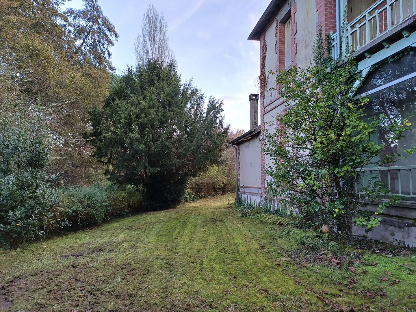 Photo Maison de caractère avec hôtel/bar image 3/6