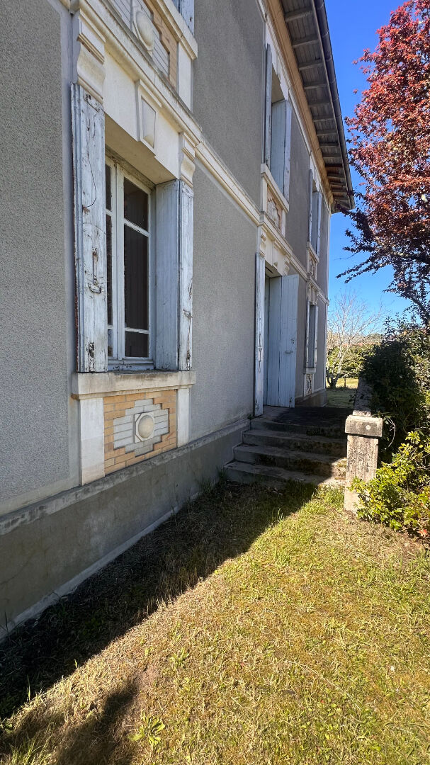Photo Propriété avec dépendances image 4/6