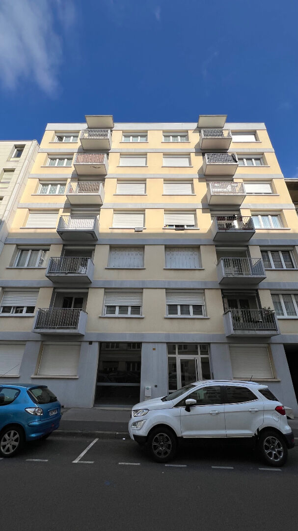 Appartement F1 loué