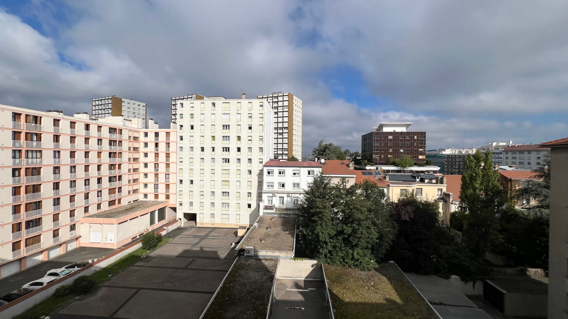 Photo BELLEVUE - F1 loué image 6/6