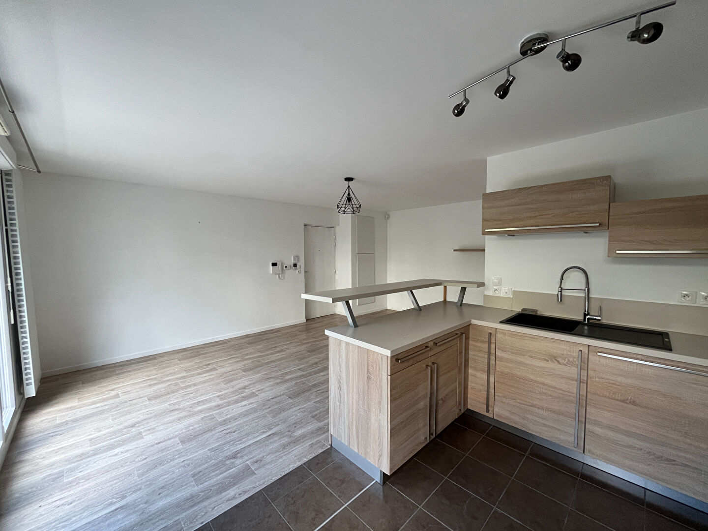 Photo Appartement Saint Denis 3 pièce(s) 69.03 m2 image 4/6