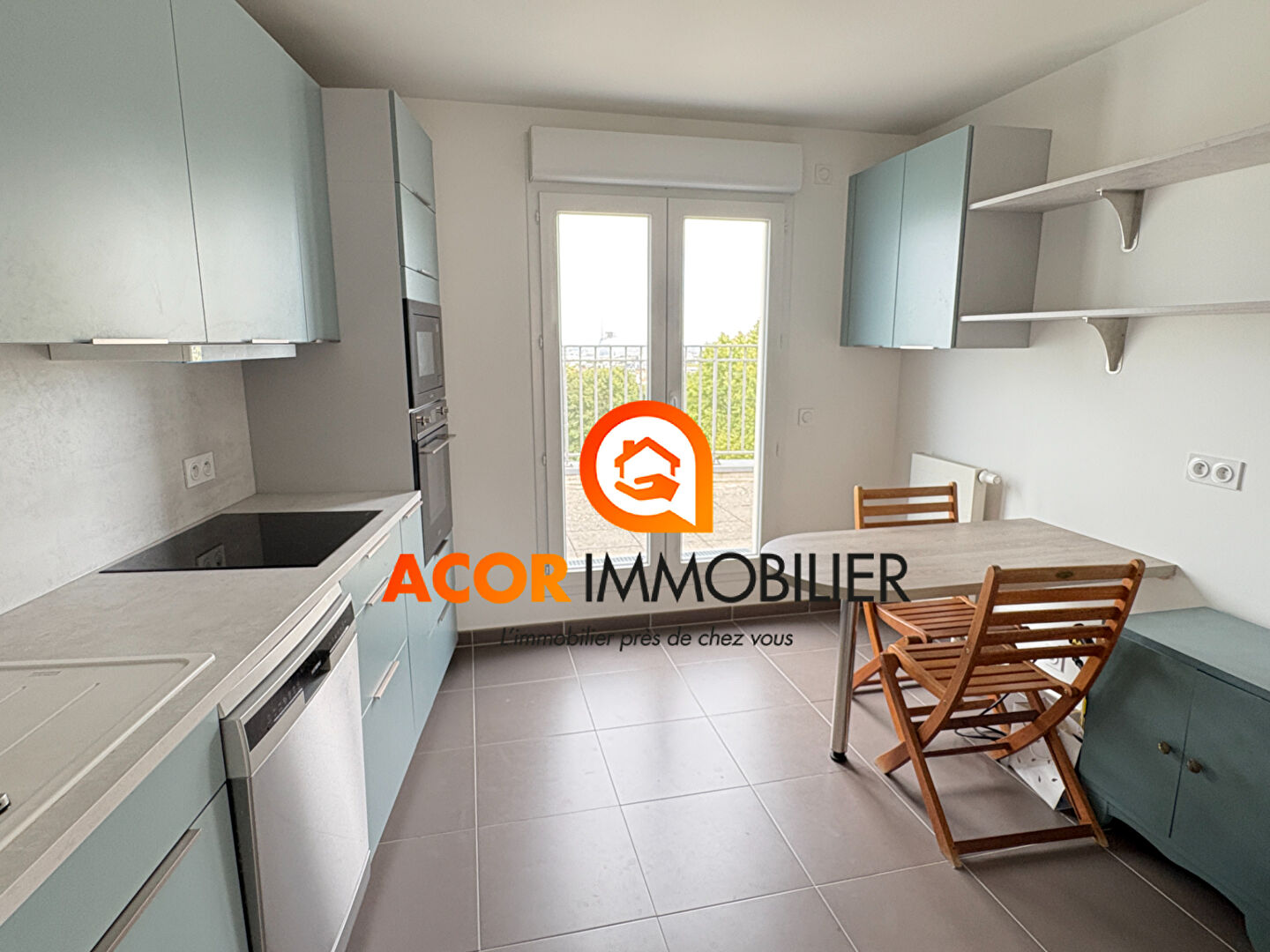 Photo Appartement Chatillon 4 pièce(s) 103.16 m2 image 3/6