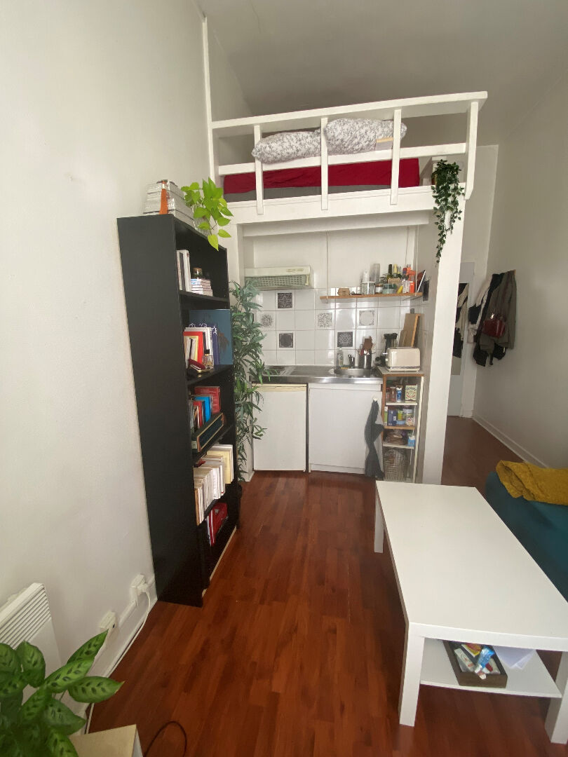 Appartement Bordeaux Victoire - 1 pièce(s)  mezzanine non meublé